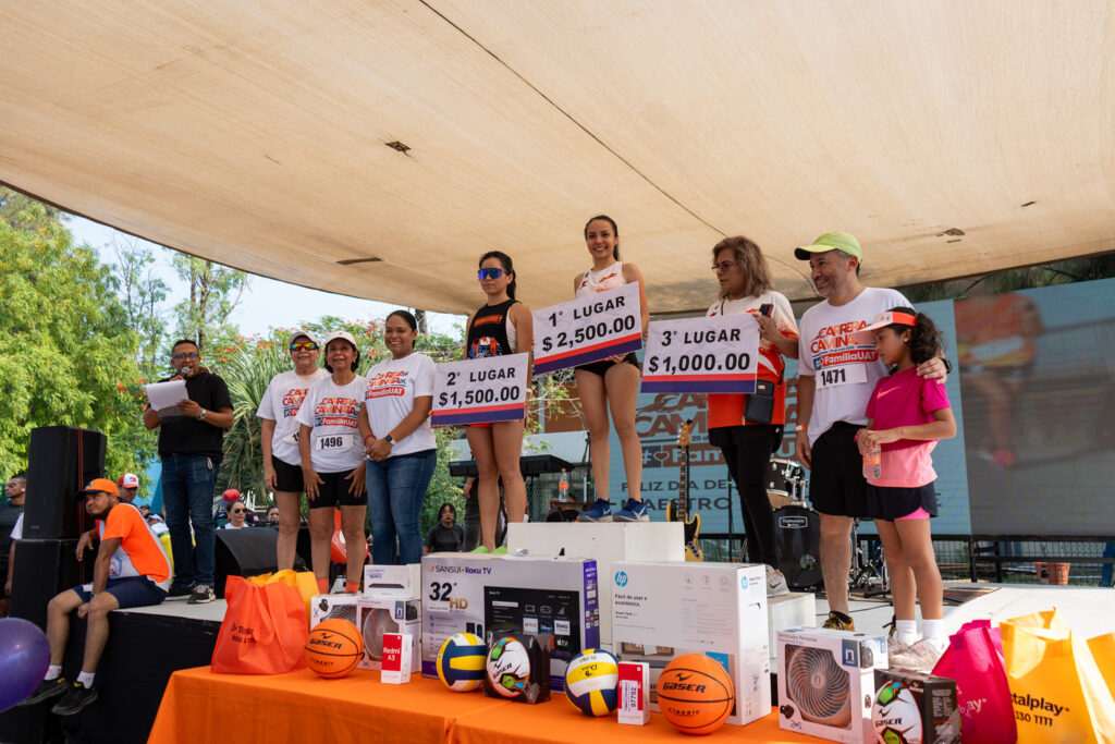 Éxito rotundo en Carrera y Caminata #Familia UAT