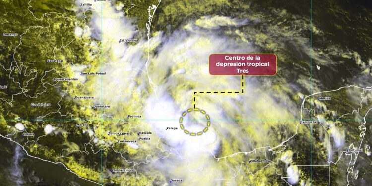 Depresión tropical 3 a 300 Km al este-sureste de Tuxpan, Veracruz; tocará tierra esta noche