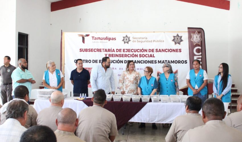 Reciben PPLs 160 pares de lentes en CEDES Matamoros