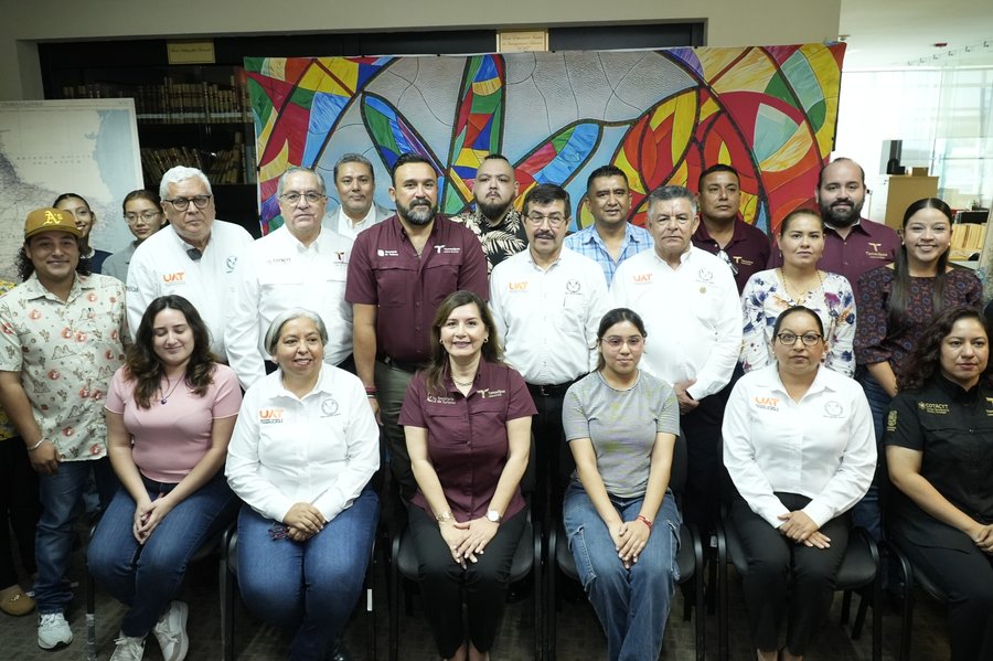 La UAT y el DIF impulsan proyecto de estufas ecológicas