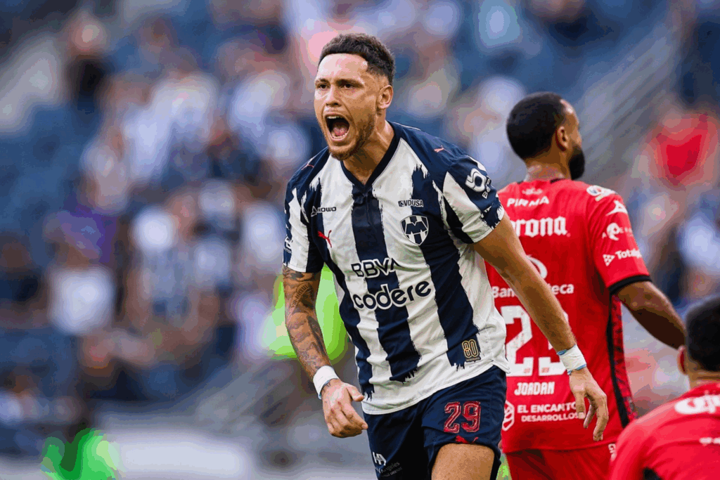 Rayados pierde a Lucas Ocampos para serie ante el América