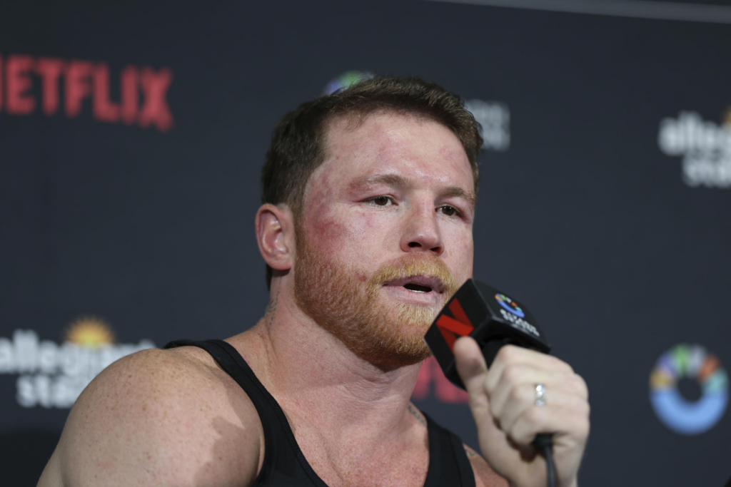 El ‘Canelo’ Álvarez reaparecerá en septiembre, ante un rival por definir