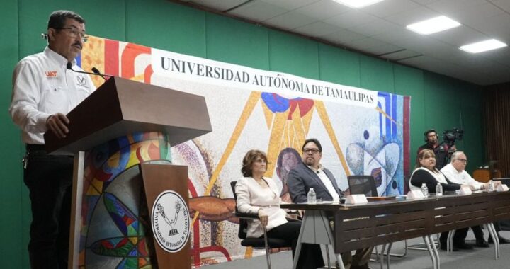 Resguarda la UAT su patrimonio documental y memoria histórica